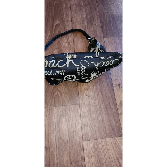 Coach Horse And Cariage Purse F14480 - Picture 3 of 6